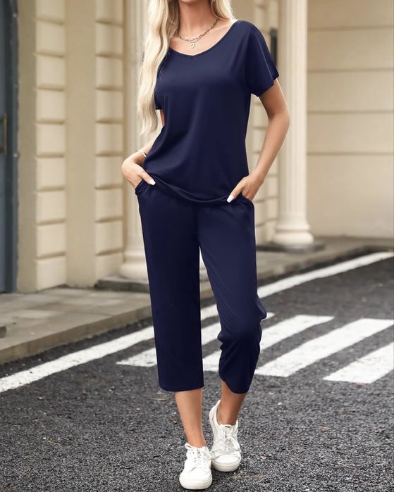 Totatuit Damski kombinezon navy/granatowy krótki rękaw rozmiar M