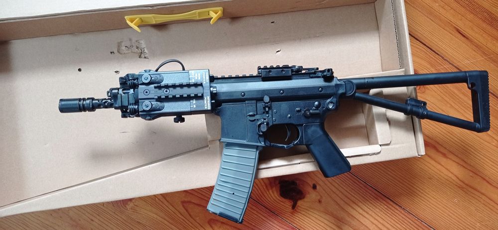 M4 PDW ( dobrável) Nova airsoft Double Bell