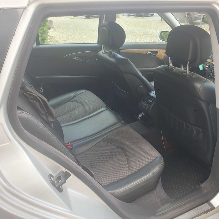 Mercedes-benz E 280 cdi avantgarde 7lugares ano 2006