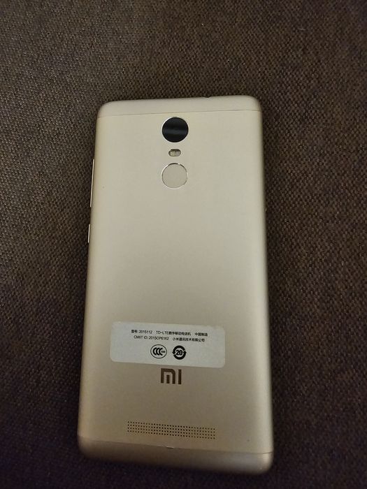 Продам  колонку ,  нова а також телефон Redmi note 3