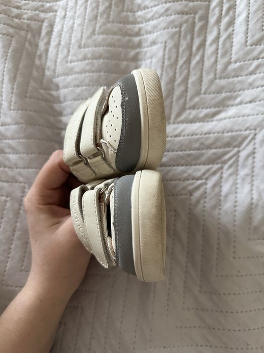 Дитячі кросівки 19 р