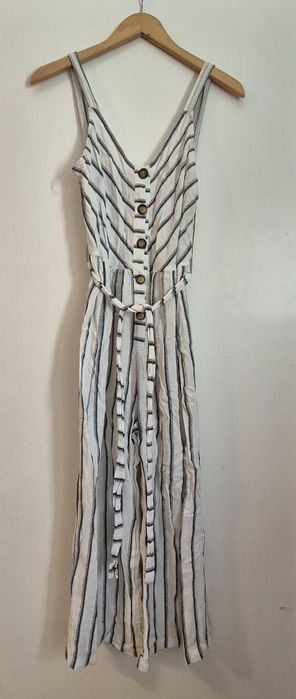 Macacão comprido com riscas