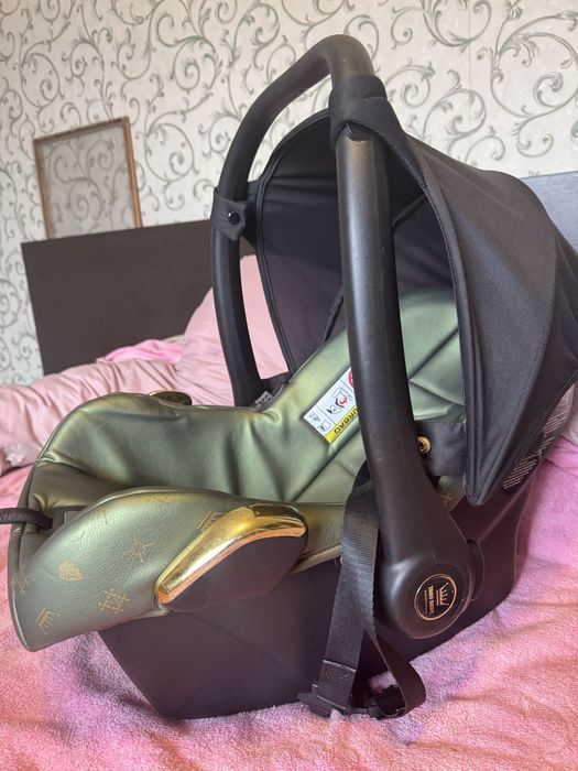 Автокрісло- Автолюлька переноска