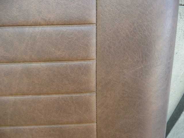 Kanapa z oparciem do jachtu, łódki.