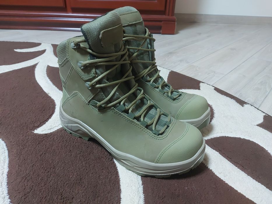 Нове взуття зимове 43 розмір