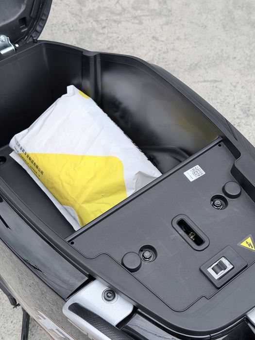 Електричний скутер Tairon Fast 011 2000w 72v/48a Lifepo4