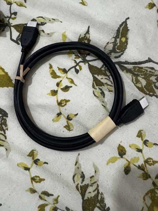Cabo HDMI.