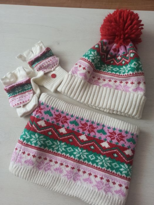 Komplet zestaw czapka szalik komin rekawiczki