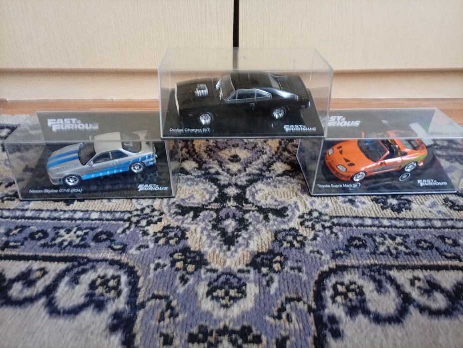 Sprzedam 3 modele samochodów z serii Fast & Furious.
