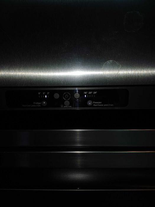 Холодильник Whirlpool