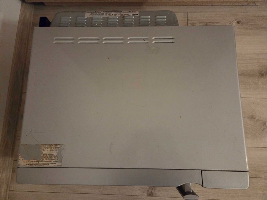 Kuchenka mikrofalowa Samsung max 3100W