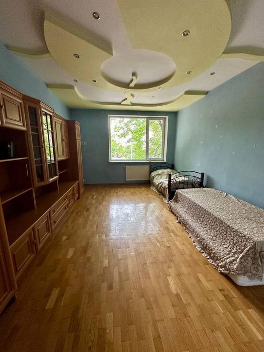 Польський 3-кімнатний люкс у самому центрі міста з тихим, зеленим внутрішнім двором