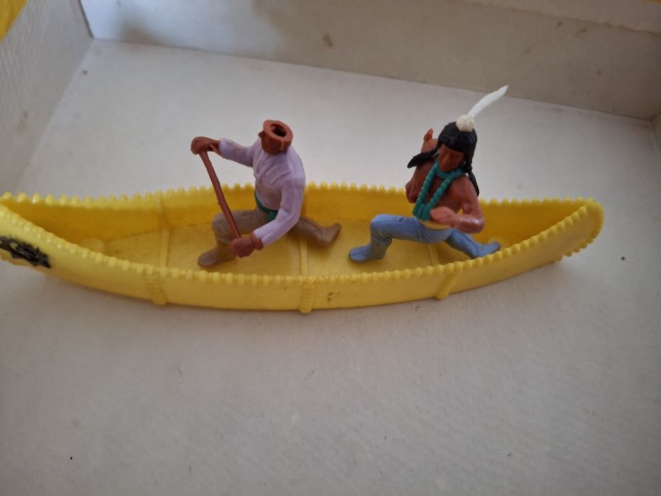 Timpo toys totem novo canoa