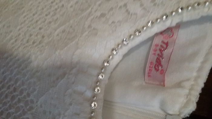 Продам плаття сукню для дівчинки