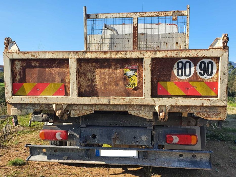 CAMIÃO RENAULT MIDLUM - 4X2 – 10T - 180cv - Tri basculante