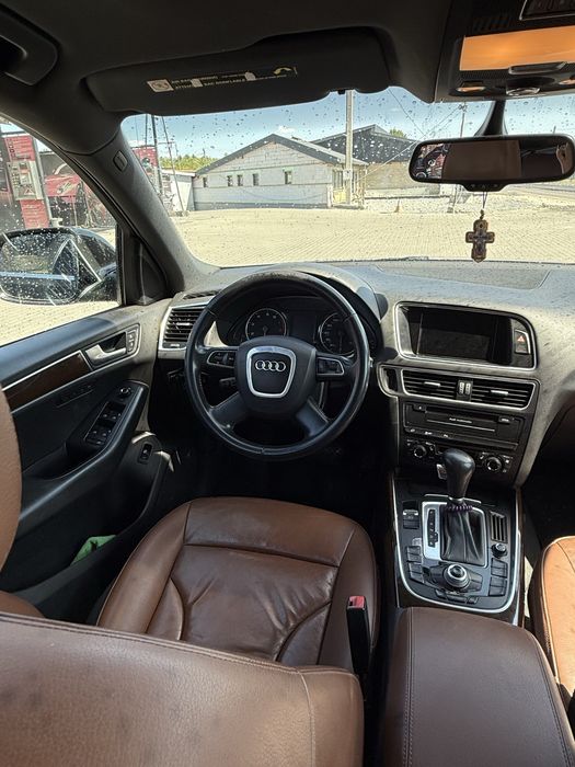 Audi Q5 premium plus
