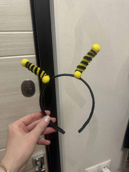 Віночок обідок обруч бджілки бджілка в садок садочок