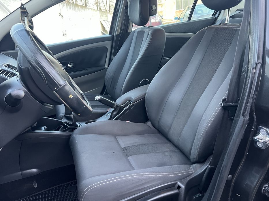 Renault Fluence 2012р 1.6 газ/бензин