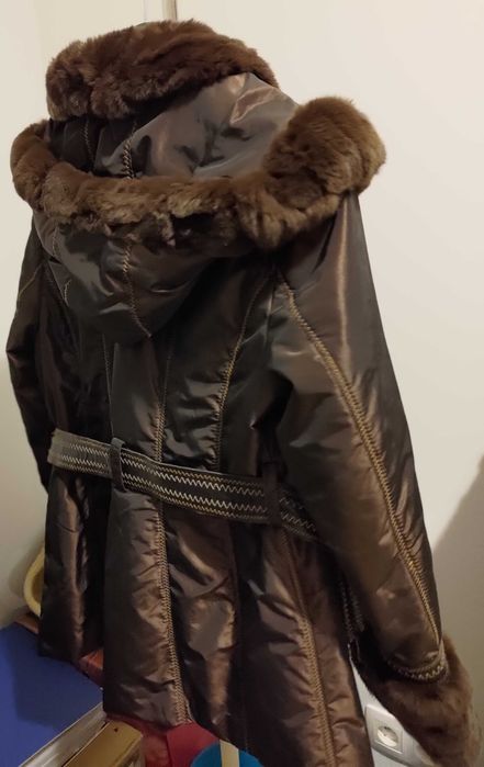 Kurtka damska rozm. 42 z naturalnym futerkiem brązowa Stan idealny