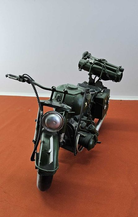 Model motocykla metalowy