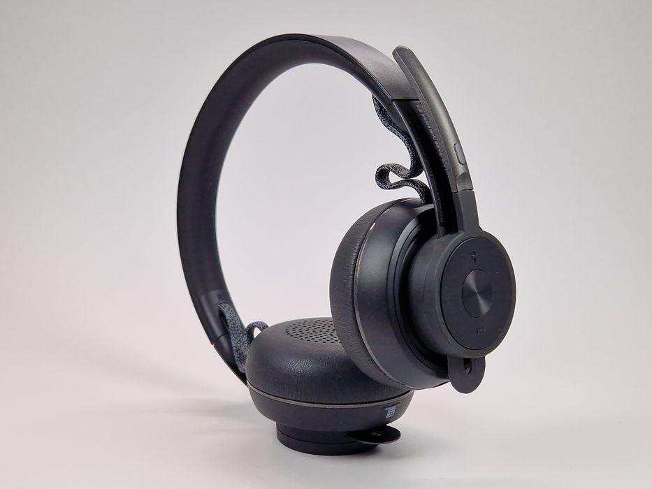 Навушники Logitech Zone Wireless UC (981-000797) з Bluetooth адаптером