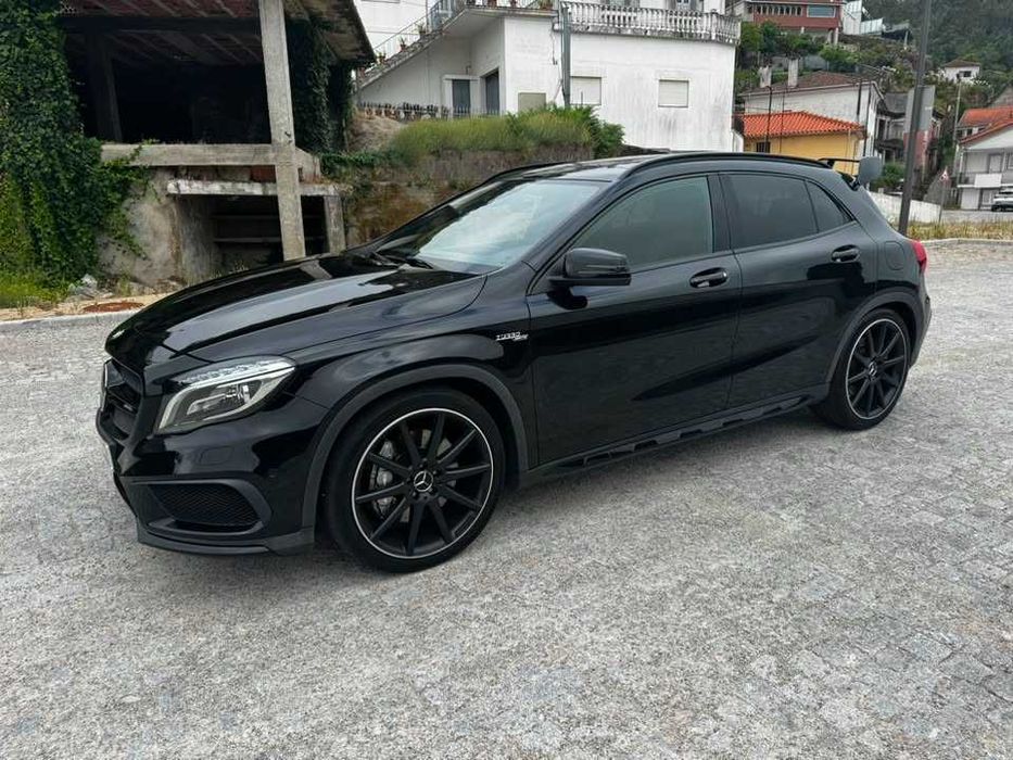 Mercedes-Benz GLA 45 AMG 4MATIC – 2015