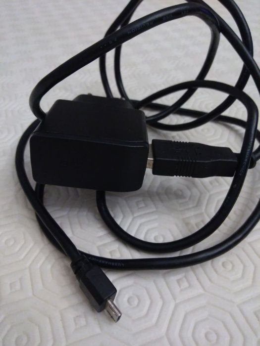 Carregador + Cabo USB Sony Ericsson EP800