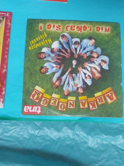 Płyty CD 3 sztuki dziecięce Arka Noego 2000rok