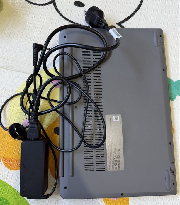 Portátil Lenovo como novo