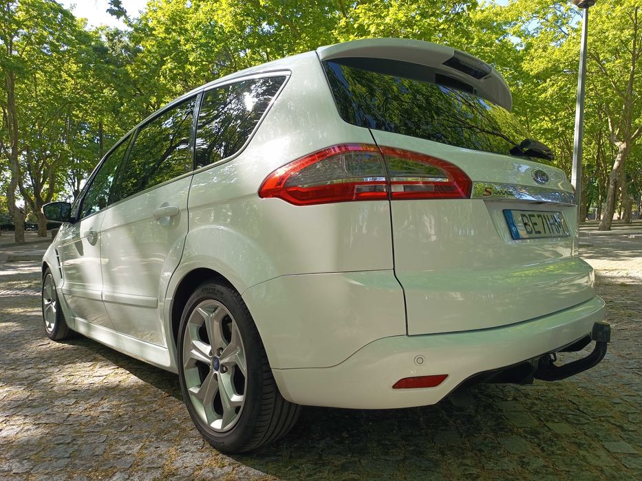 Ford S-Max Titanium S 7L