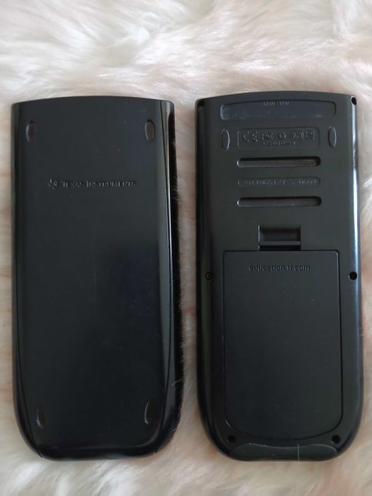 Calculadora Gráfica Texas Instruments TI-84 Plus (Inclui Manual)