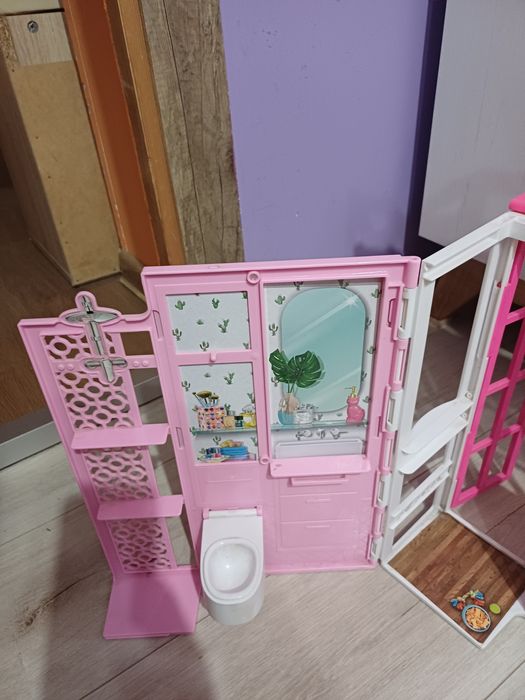 Kompaktowy domek Barbie