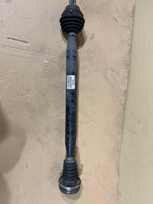 półoś prawa vw volkswagen golf v 1.4 MPI 2DMJ