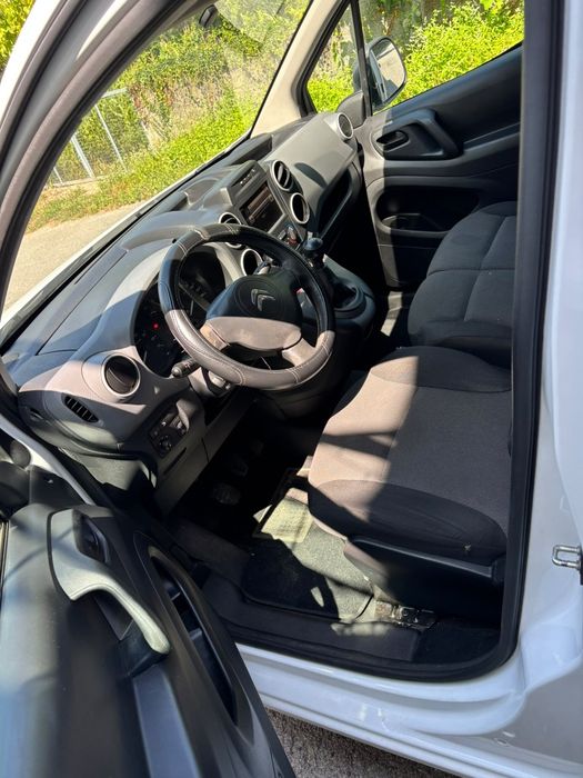 Mota, Scooter Jonway 125 cc, Citroën Berlingo  e outras..