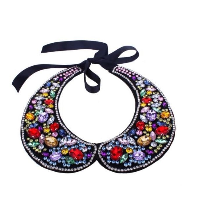 Накладний комірець