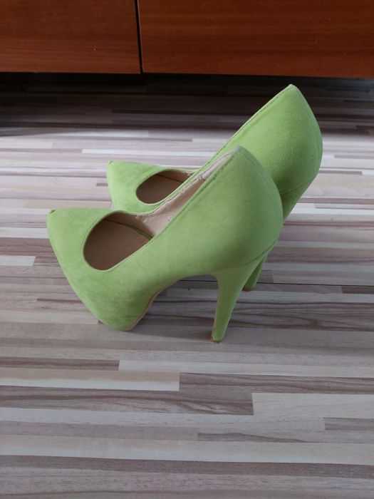 Sprzedam Buty damskie 37