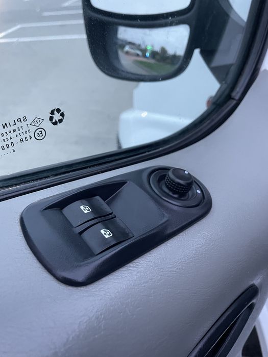 Renault Traffic 2.0 пасажир 2006
