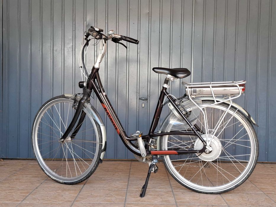 Bicicleta Eléctrica Batavus (bateria danificada)