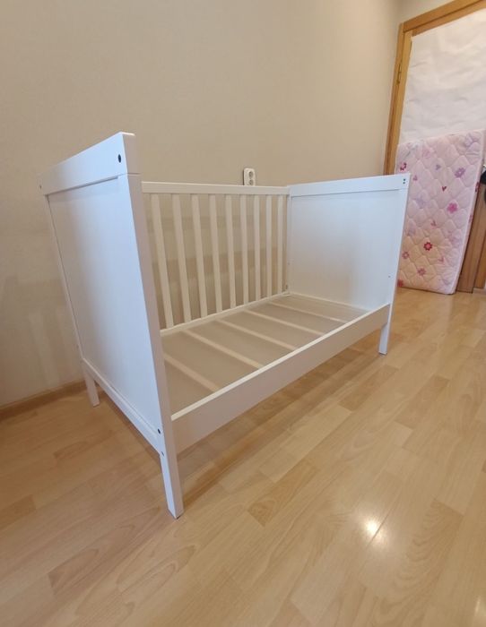 Дитяче ліжечко IKEA