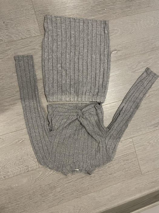 Komplet sweterkowy spódniczka plus półgolf