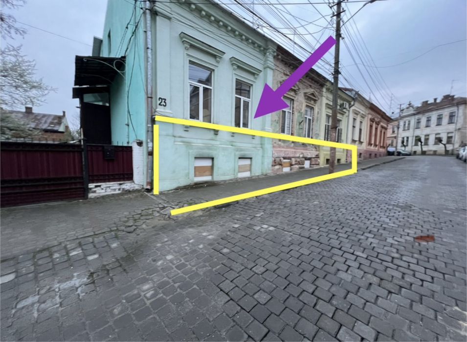 Продам 114 метрів - комерція в центрі Чернівців.