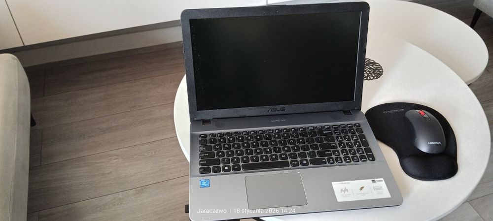 Sprzedam laptopa