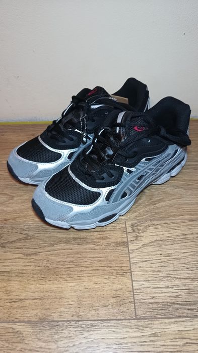 buty Asics gel nyc 42