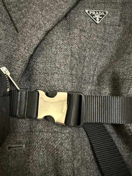 Пальто, піджак, куртка, бомер Prada