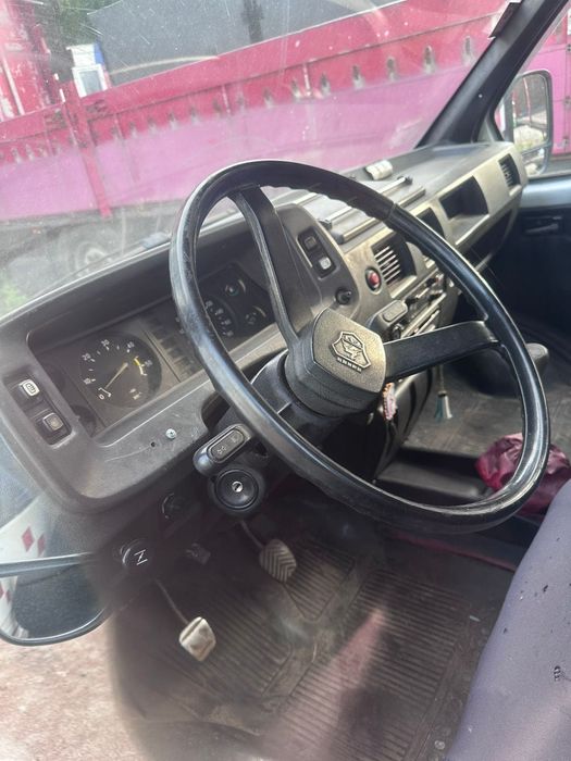 Автомобіль ГАЗ 33023