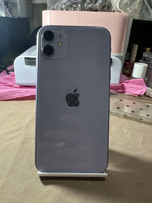 Iphone 11 Roxo em otimo estado