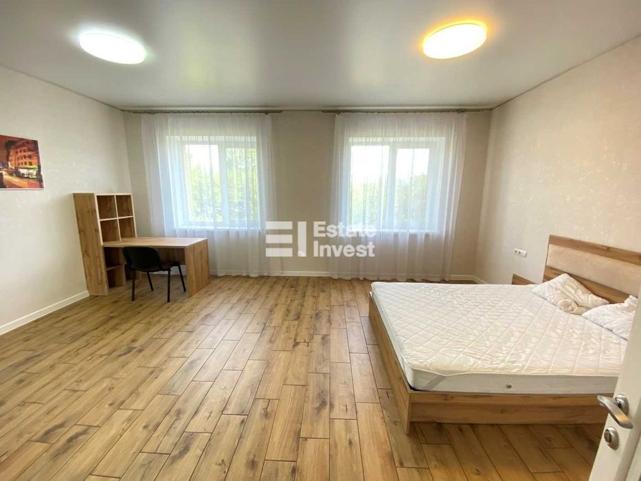 Продам таунхаус за адресою: пров. Дунаєвського, 1Б