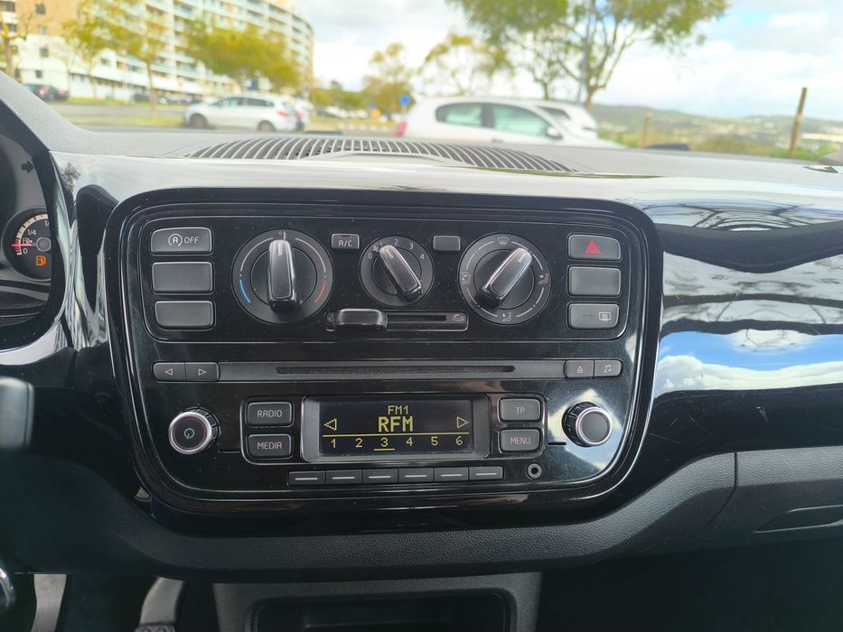 VW UP! 1.0 BlueMotion Move Gasolina 155mil km Nacional 2015