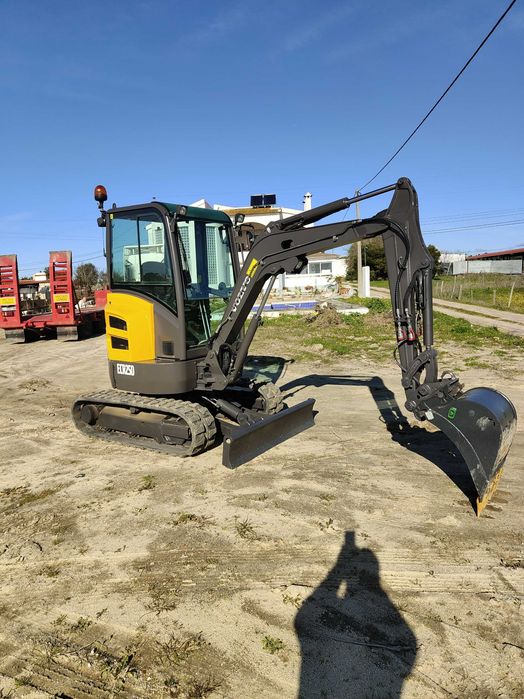 Mini escavadora Volvo ecr 25 D