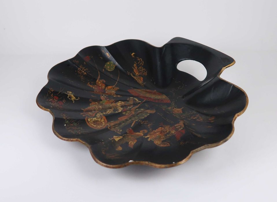 Bandeja Oriental Lacada Séc. XIX/XX (ref. 3)